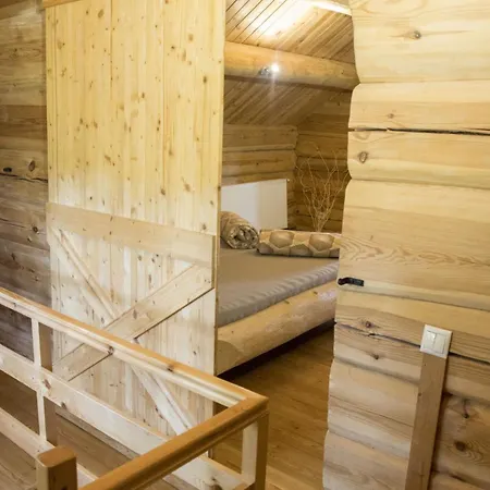 A Fak Oelelese Vendeghaz Chalet *