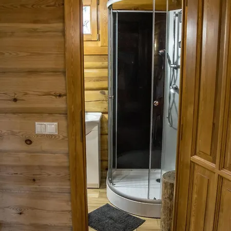 A Fak Oelelese Vendeghaz Chalet *